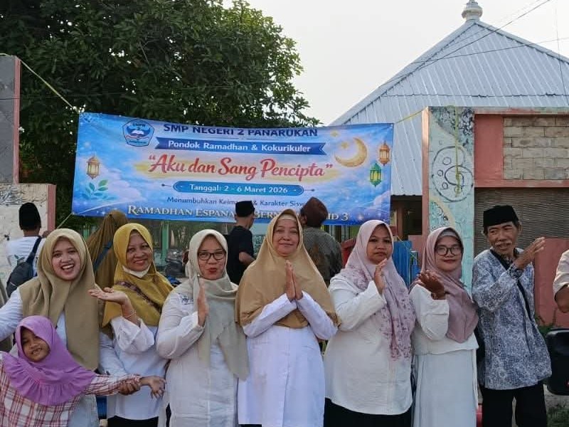 Kegiatan Pondok Ramadan 1447 H  dan Bagi takjil di SMPN 2 Panarukan